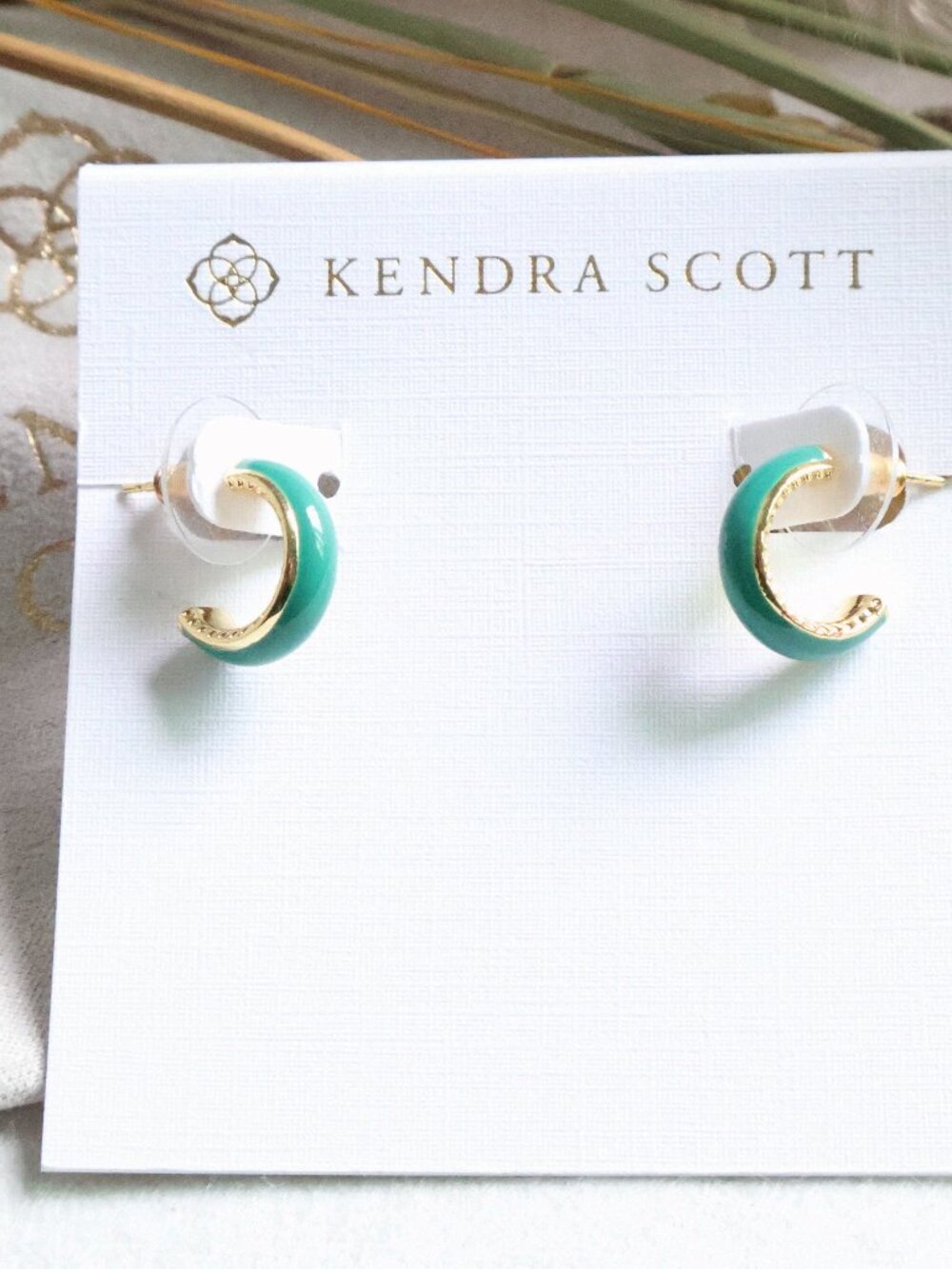 NEW Kendra Scott Ainsley Earrings Gold Green Enamel